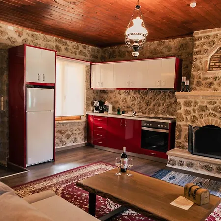 Petradi Guesthouse Synikia Mesi Trikalon Exterior photo